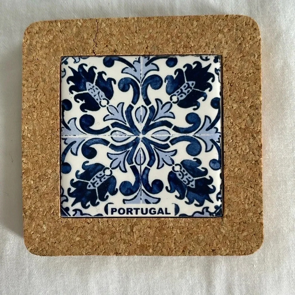 Portugal Tile Magnet -  FREE WITH PURCHASE - Picture 1 of 3